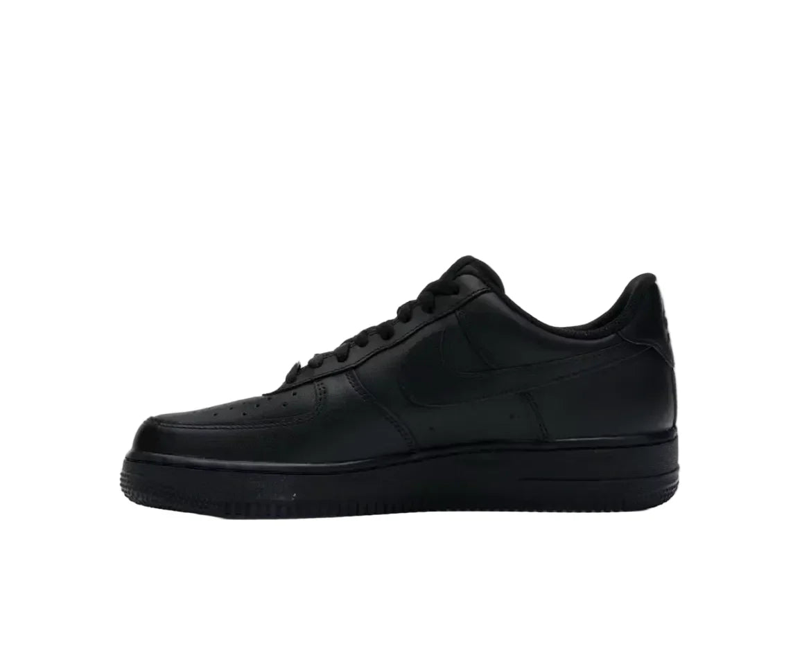 Sneakers Ni*e