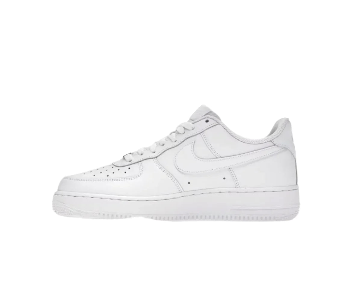 Sneakers Ni*e